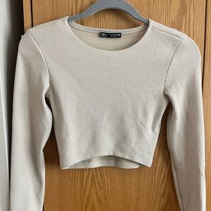 Zara long sleeve crop top. New without tags. Never worn.